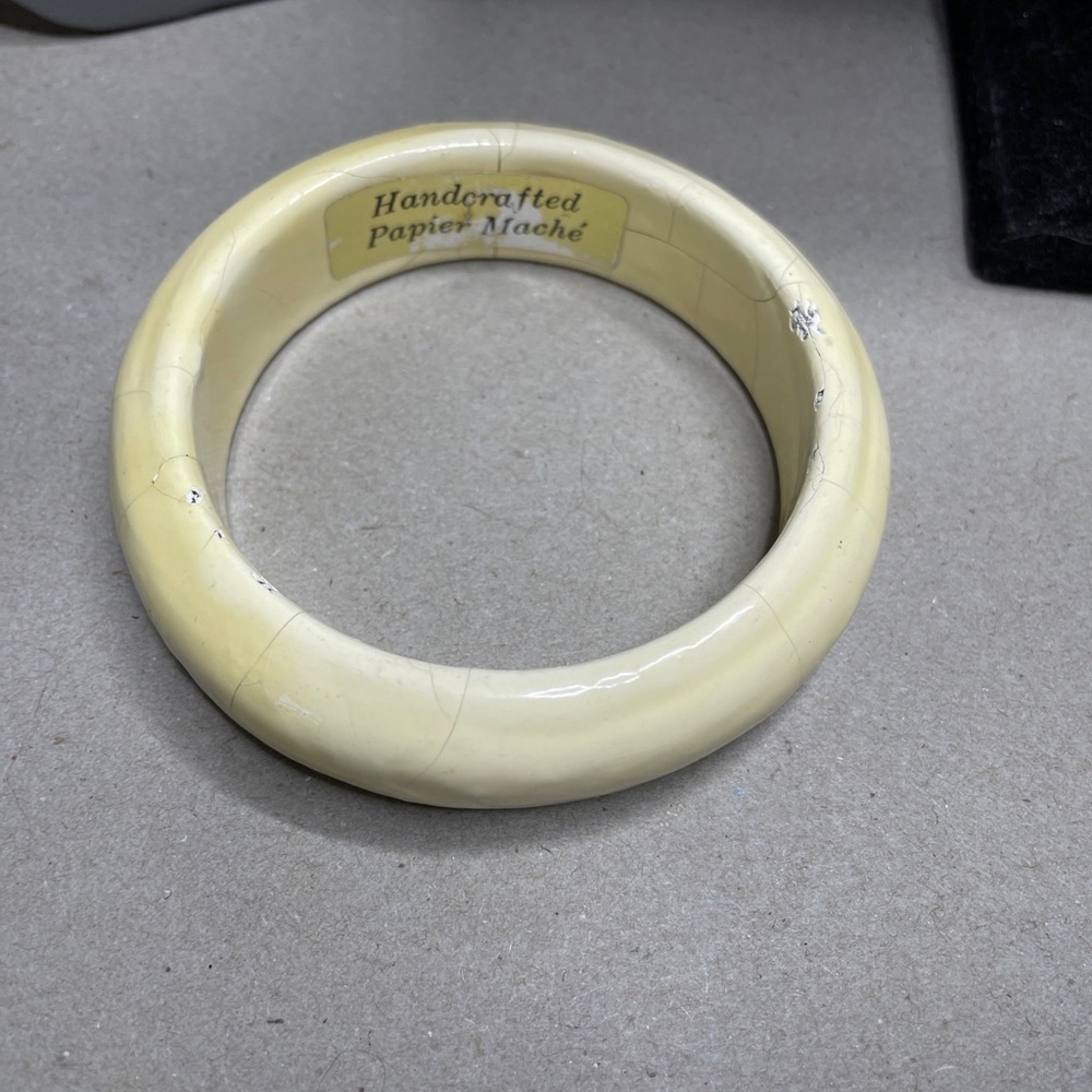 Paper Mache Vintage Bangle Bracelet with original tag so new old stock, smooth